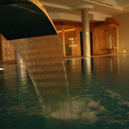 Astra Apartman Tatabanya Bagian luar foto